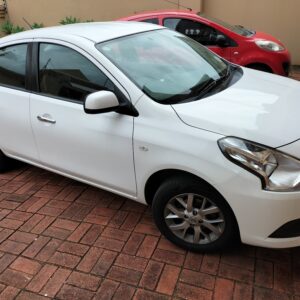 Nissan Almera Auto